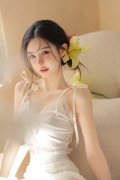 一边吃一边馍下奶
